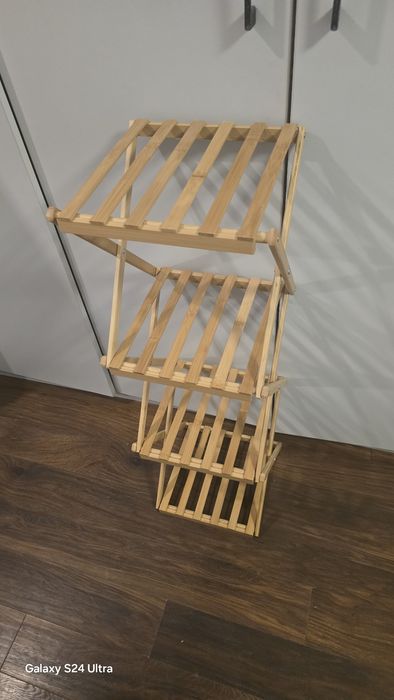 Сгъваема етажерка – чисто нова