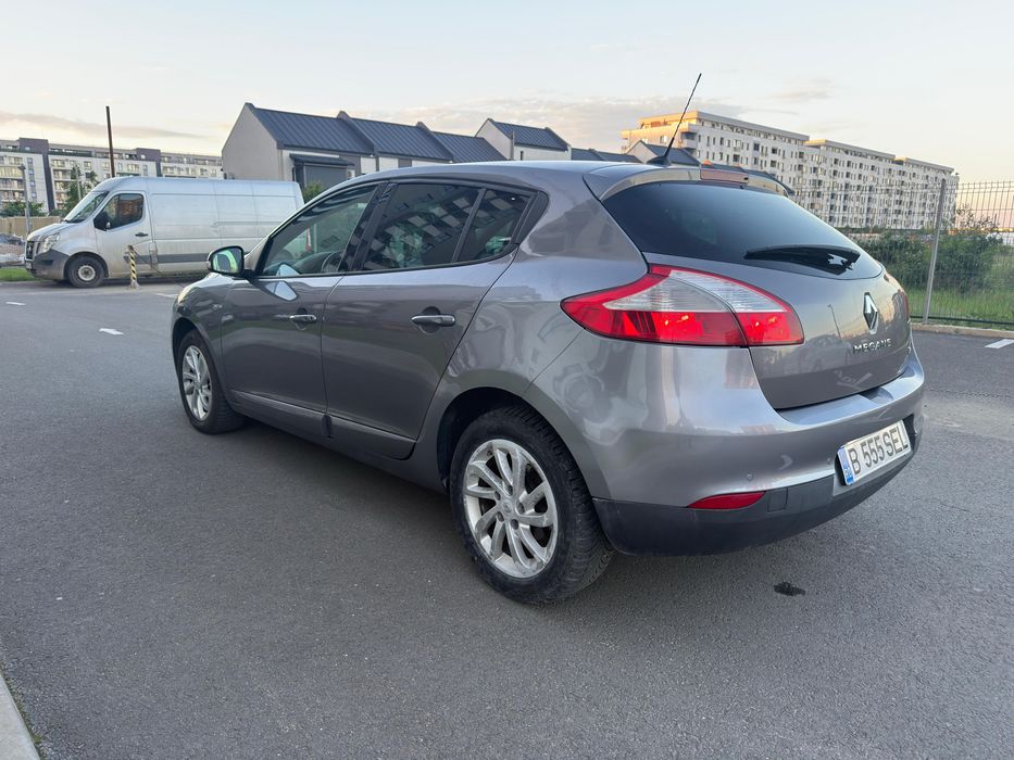 RENAULT Megane 2013 — imagine 2