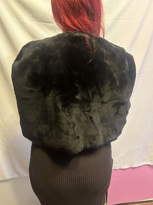 Capă din blana de miel