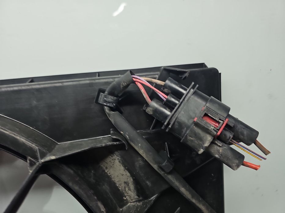 Electroventilator Volkswagen Golf 6 Plus (521) [Fabr 2009-2013] 1K0121