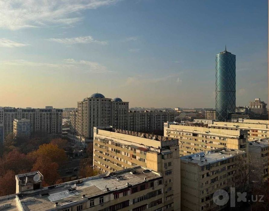 "Bobur residence Yakkasaroy 2xonali KOROBKA SOTILADI 43м2"