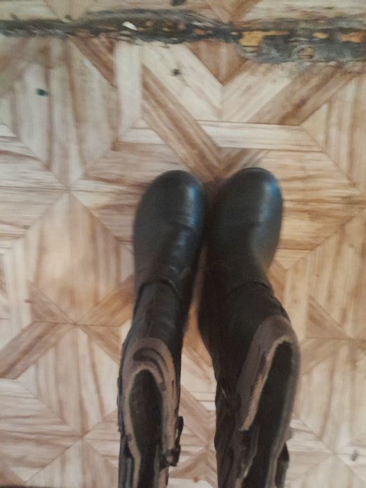 Продам детскую обувь