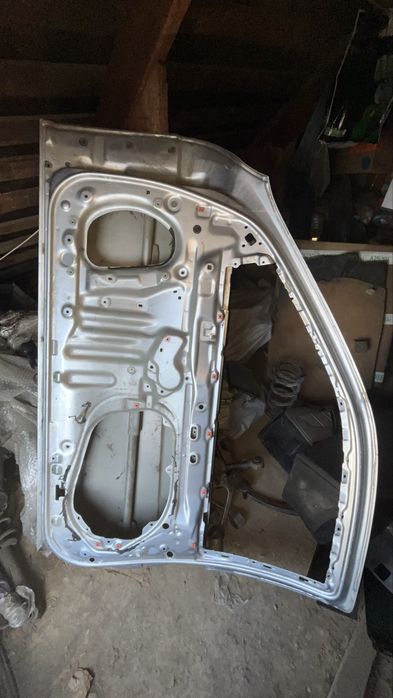 Дверь Toyota Soarer Z30