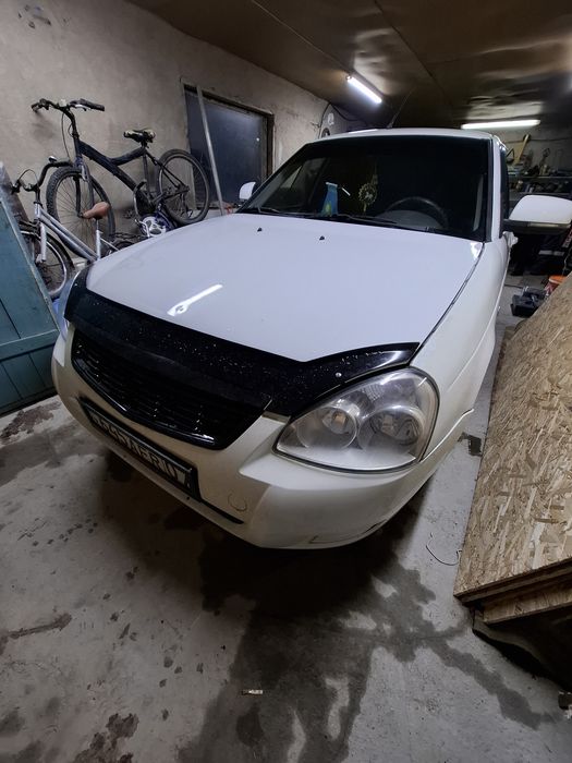 Продам приору хэчбек