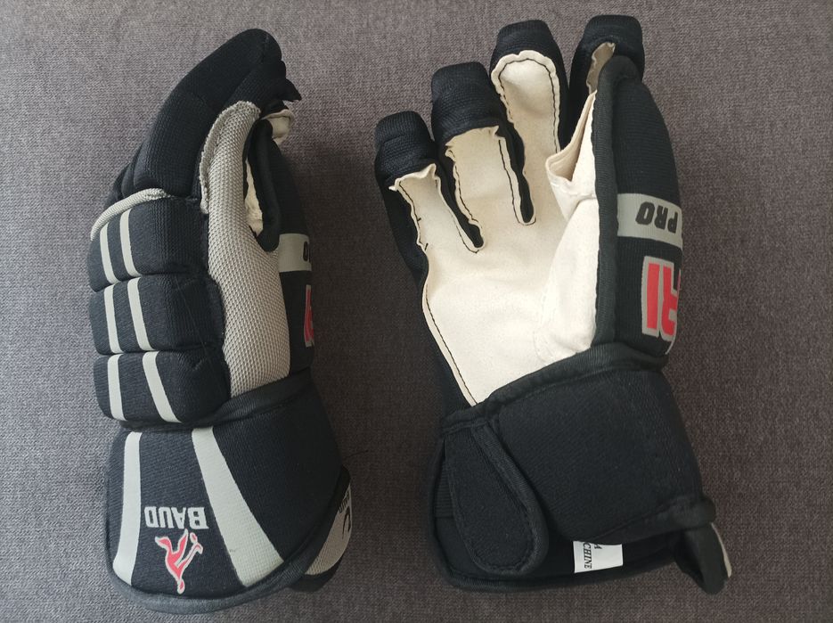 Краги, перчатки хоккейные