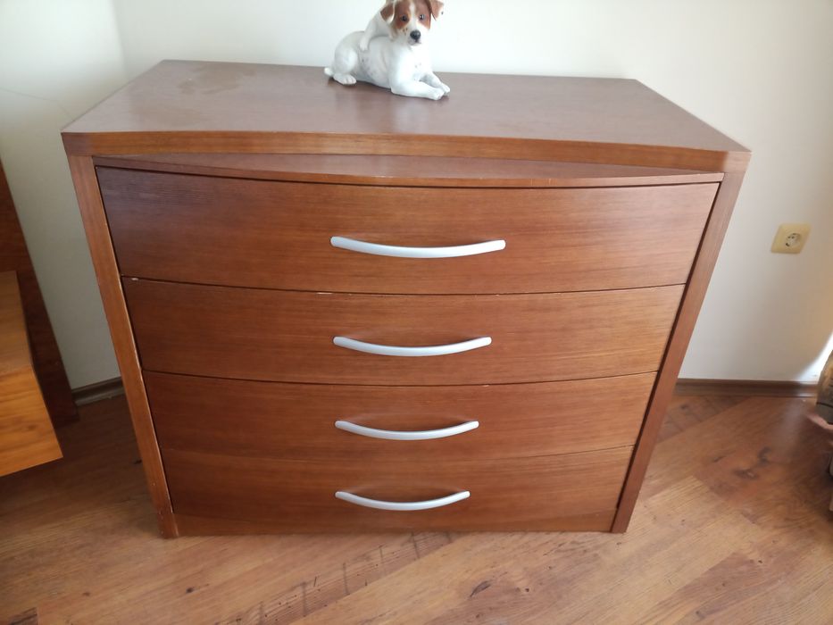 Двойно легло с матрак 160/200 и 2 нощни шкафчета