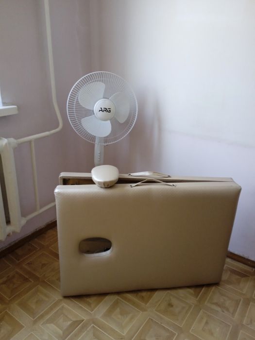 Продать массажный стол