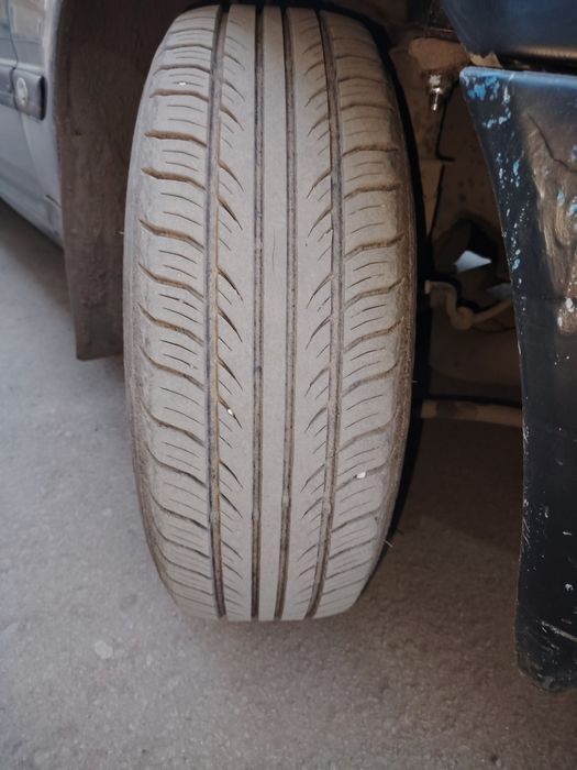 Продам резину в отличном состоянии