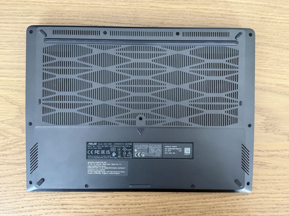 Laptop Asus Tuf  gaming A14 RTX 4060