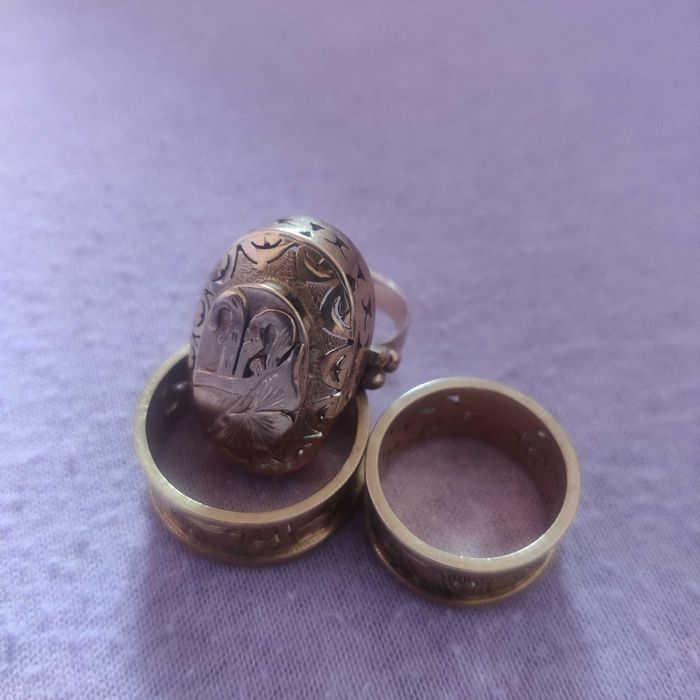 Златни пръстени 14 карата 22 грама