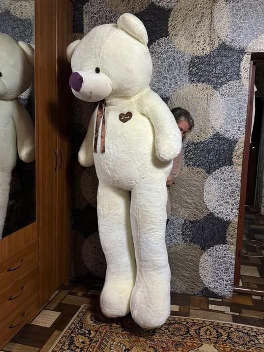 Продам белого Мишку