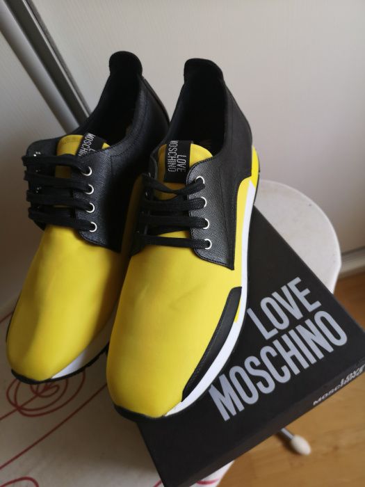Vand adidas Love Moschino noi originali
