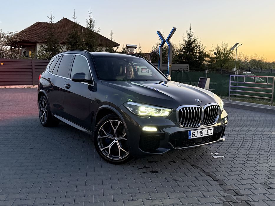 Bmw G05 x5  M pachet full suv 4x4 suspensie pneumatica , carlig
