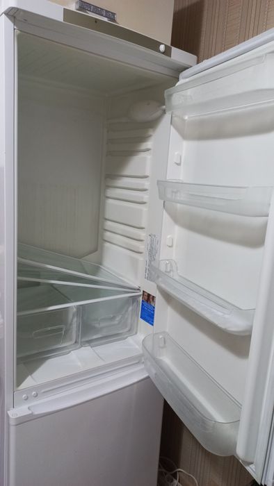 Продам холодильник