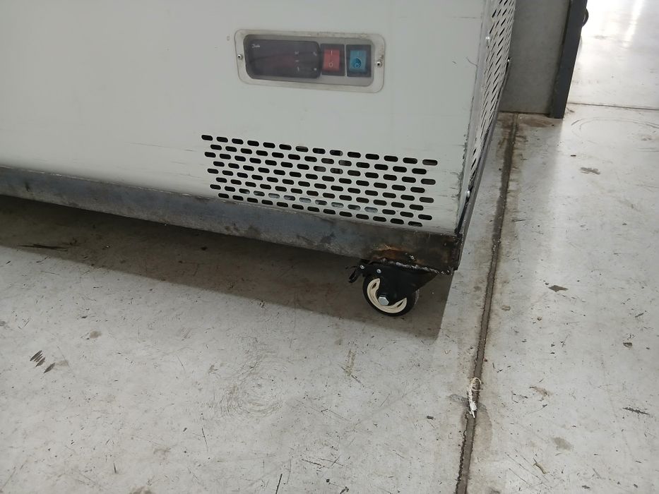 Морозильник LEVIN