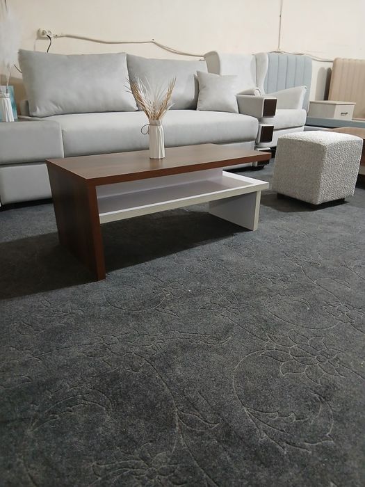 Журнальный столик