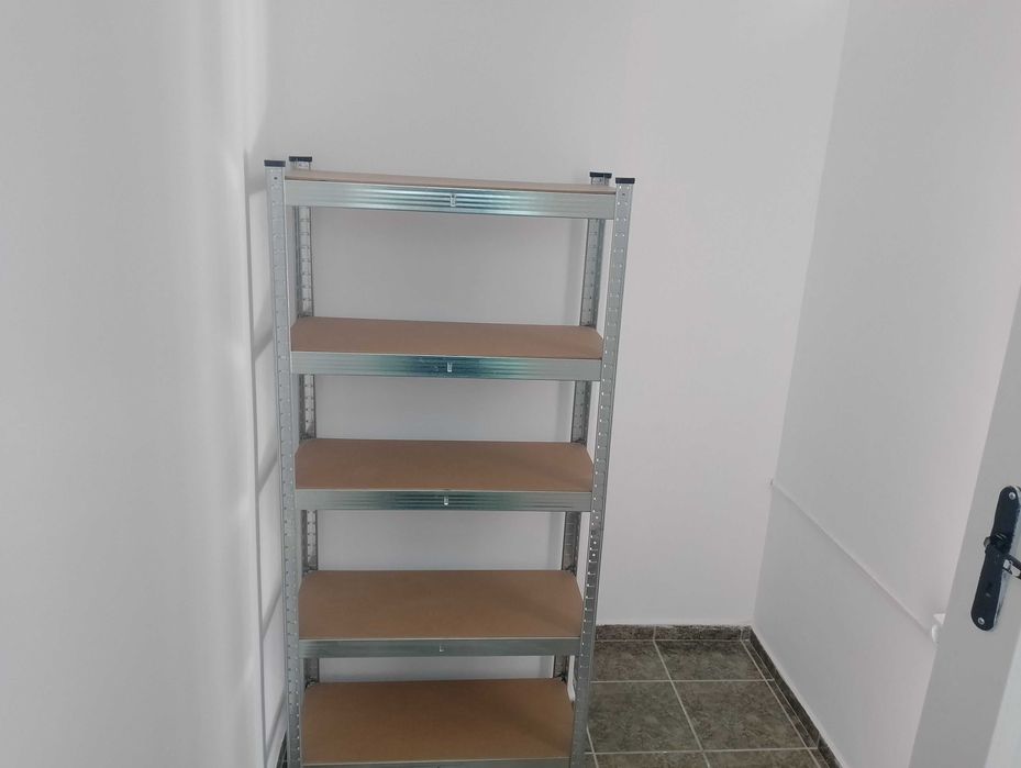 Помещение със статут на магазин