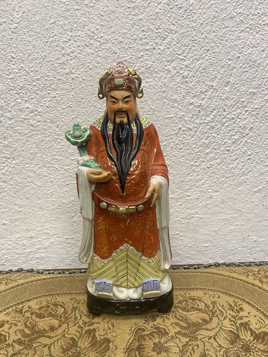 Голяма японска порцеланова фигура с позлата