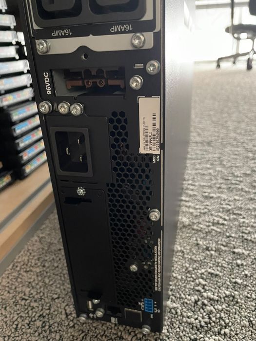 BateriiUPS APC SRT3000XLI utilizat cu sau fara acumulatori noi