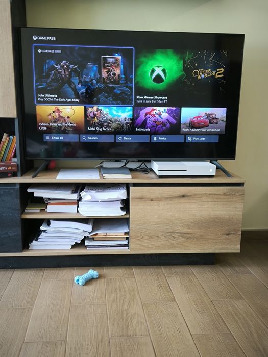 Xbox one S 1TB + допълнителни игри