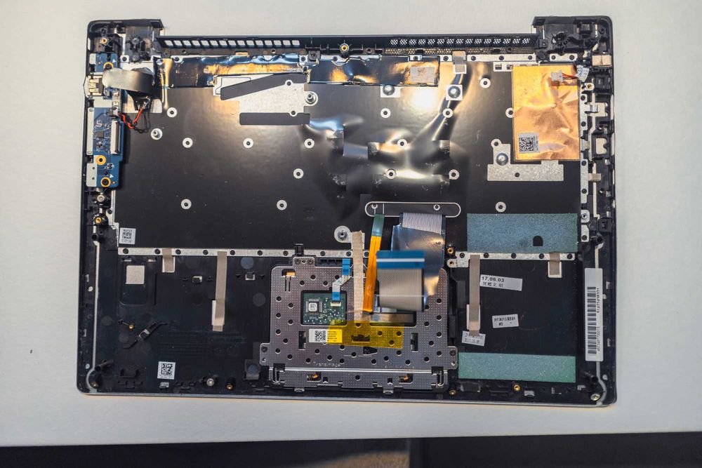 Piese Lenovo IdeaPad 520S-14IKB(Tastatura, mousepad, boxe)