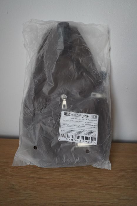 Geanta rucsac sling, piele eco maro, noua