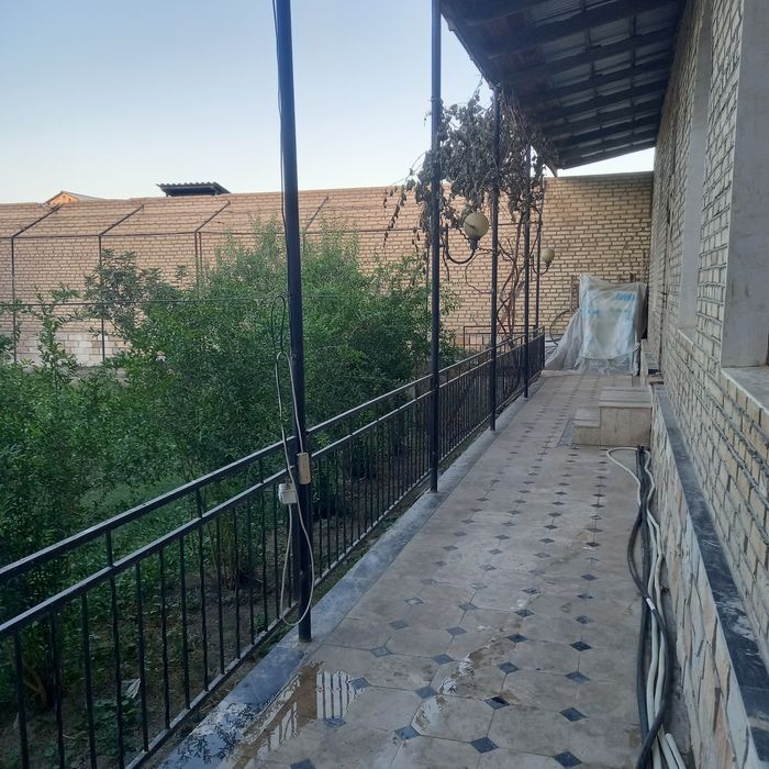 ховлининг ярми сотилади