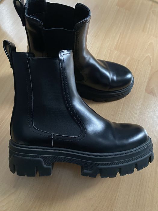 Дамски боти Челси