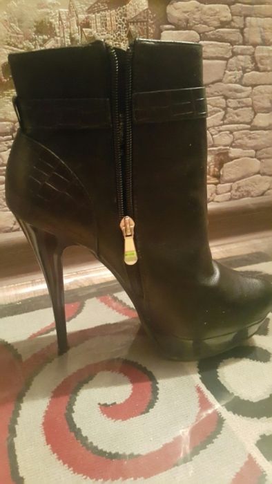 Продам обувь каблук