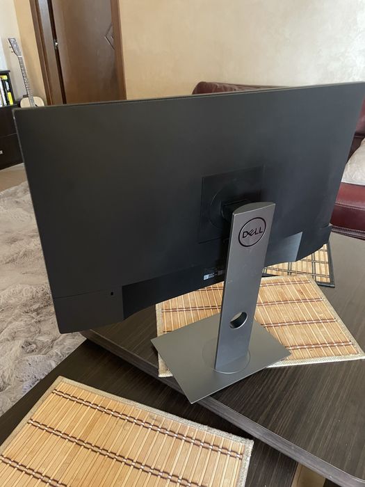 Монитор Dell P2719H – 27-инчов