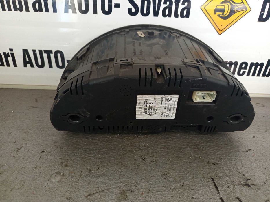 Ceasuri de Bord Crafter / Sprinter A9064482021 A9064469921