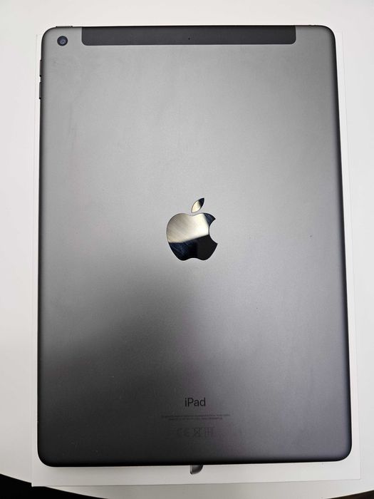 Apple iPad 10.2 (2021) Wi Fi + Cellular