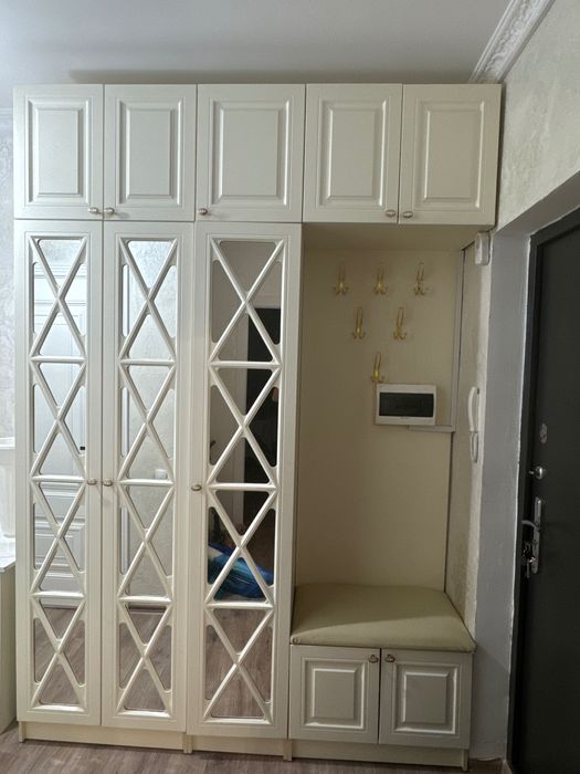 Шкаф для прихожей