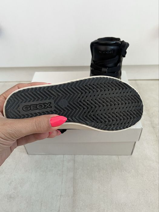 Високи кожени кецове Geox и боти от естествена кожа на Zara, номер 27