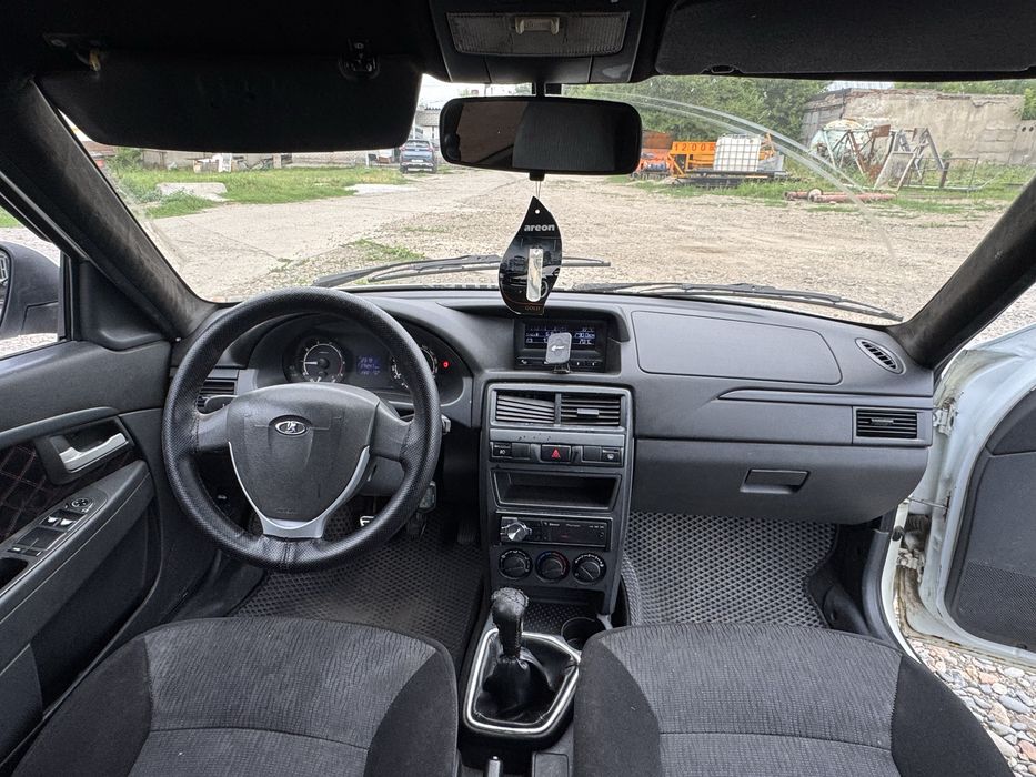 Продается Lada Priora