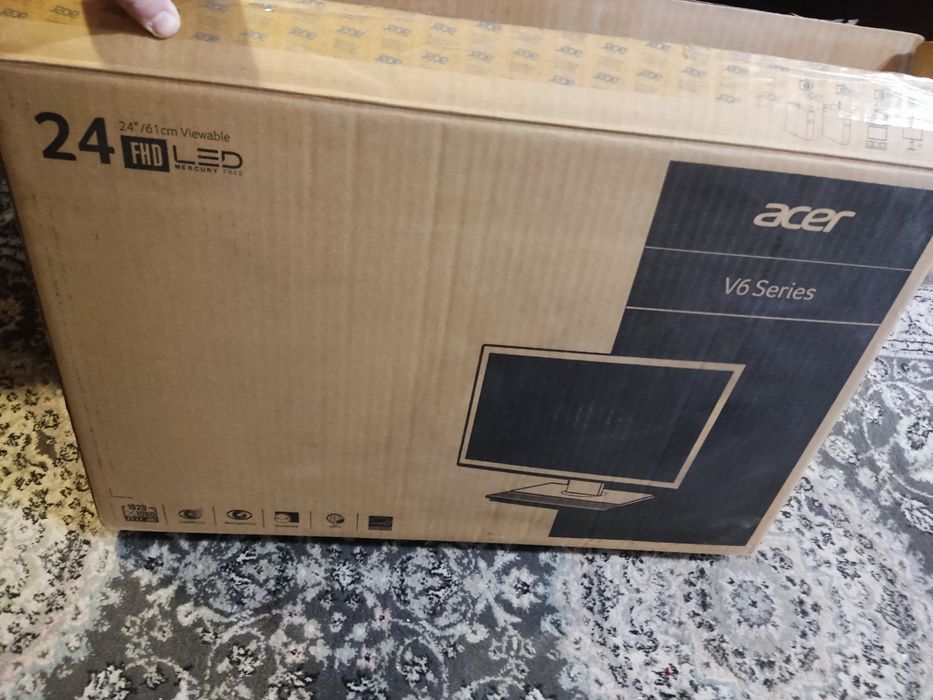 Монитор Acer V246HL — 24" Full HD с HDMI