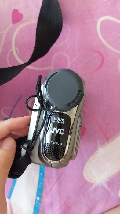 Продам видеокамеру