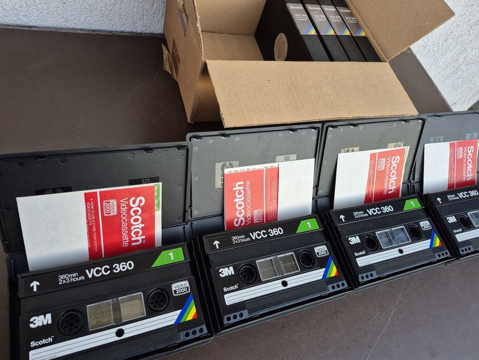 Vând 8 casete video 2000 VCC Scotch ,360 minute 2×3h,ca Noi Nefolosite