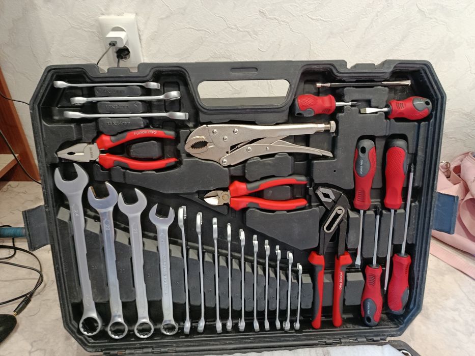 Продам новый набор Fors