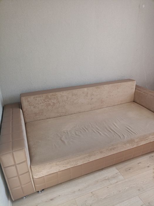 Продам диван в отличном состоянии