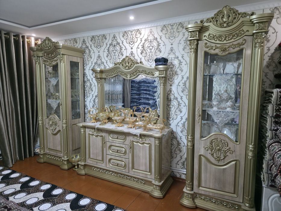 Comod bilan stul stul sotiladi