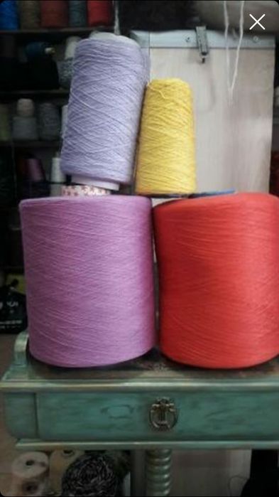 Стоковая нить,Италия