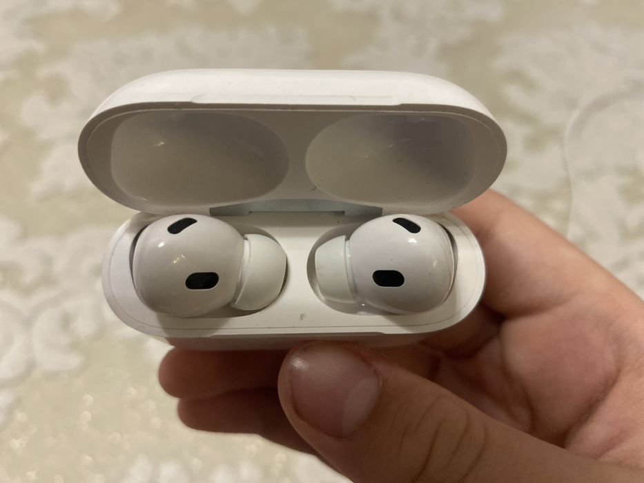 Продам AirPods Pro
