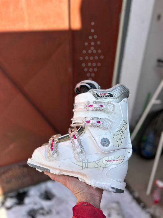Clăpari ski damă TecnoPro – mărime 38–39, confortabili