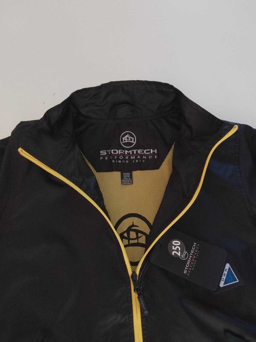 Ново Дамско яке ,ветровка Stormtech