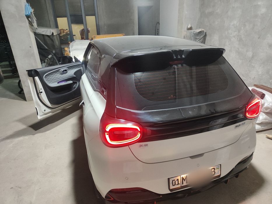 Donfeng nammi 01 elektirmabil sotiladi