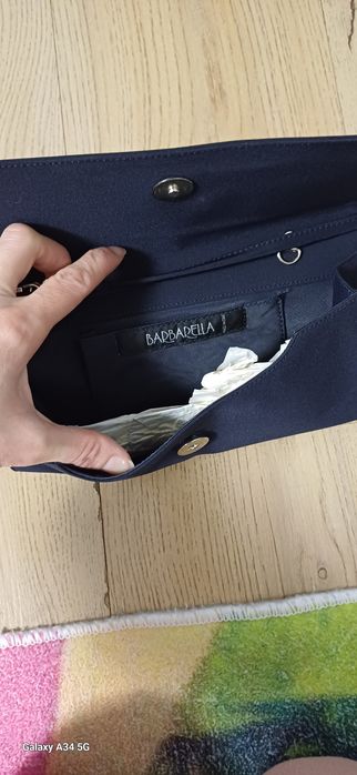Нова дамска чанта/ клъч
