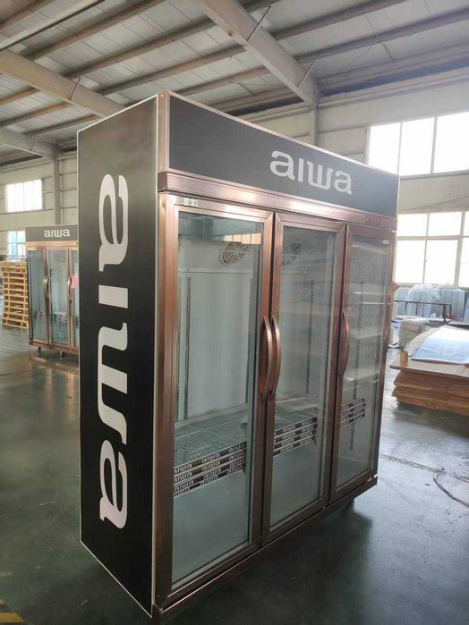 Vitrina Holodilnik 1300 litr