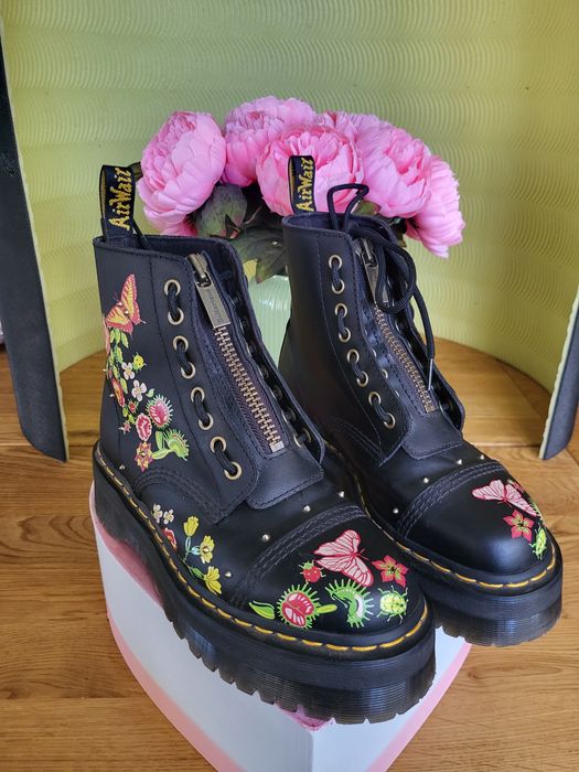 Кубинки Dr. Martens