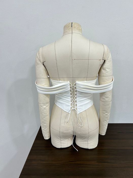 Vând rochie de mireasă